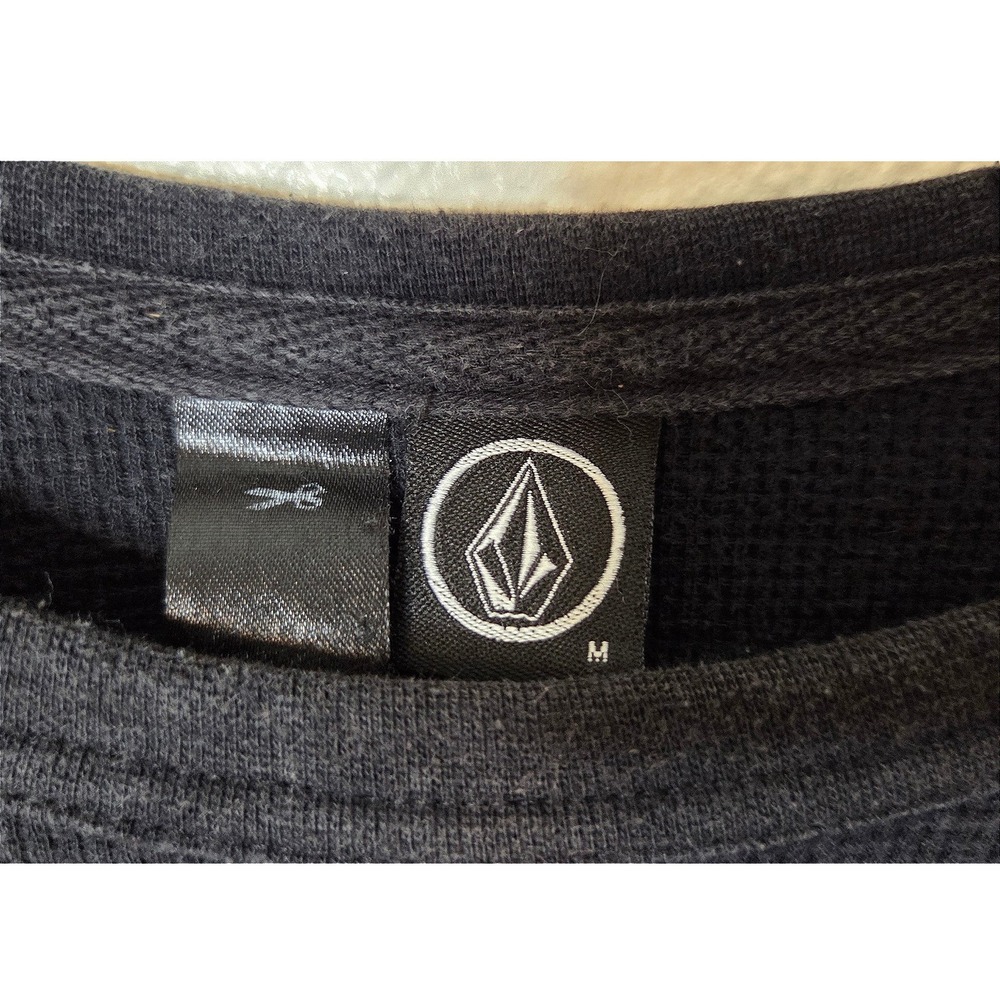 Volcom Black Waffle Knit Thermal Long Sleeve Skate Surf Grunge Top M - Picture 3 of 5